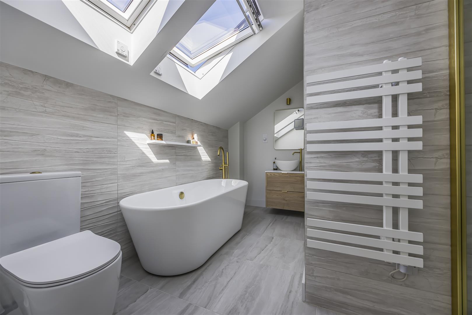 house - detached for sale east bracklesham drive