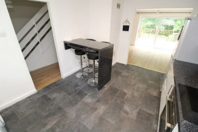 house - terraced for rent tennyson close
