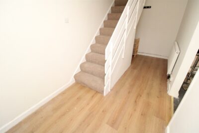 house - terraced for rent tennyson close