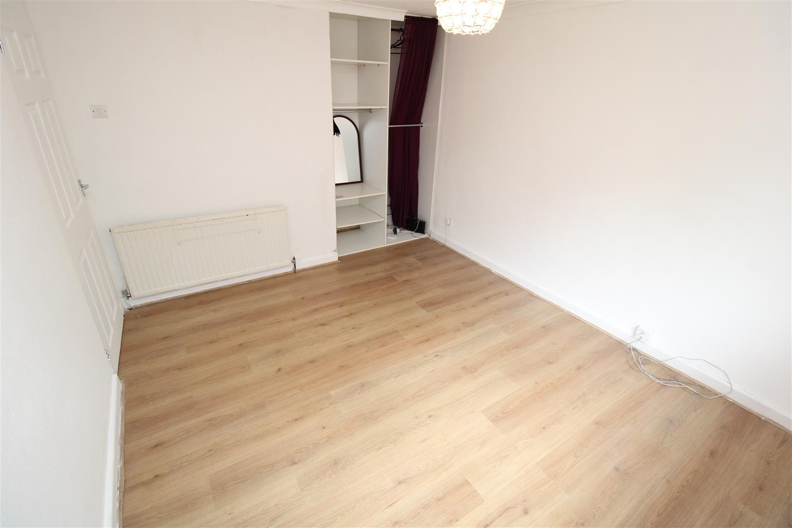 house - terraced for rent tennyson close