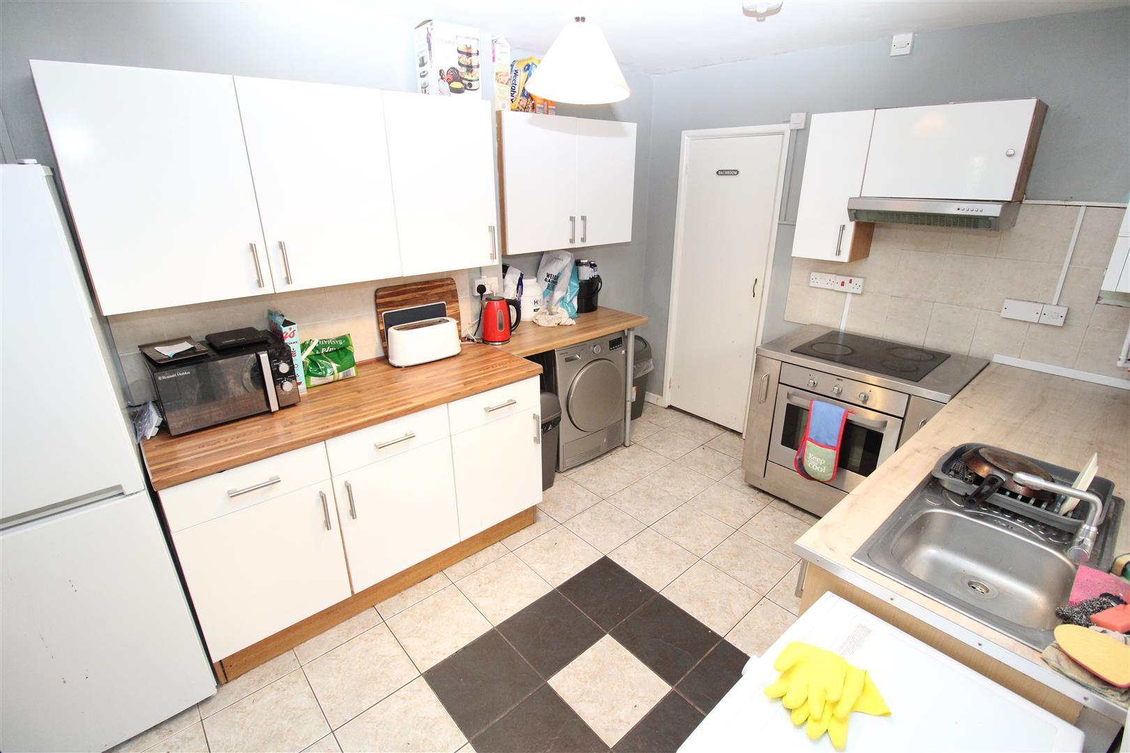 room for rent queen street