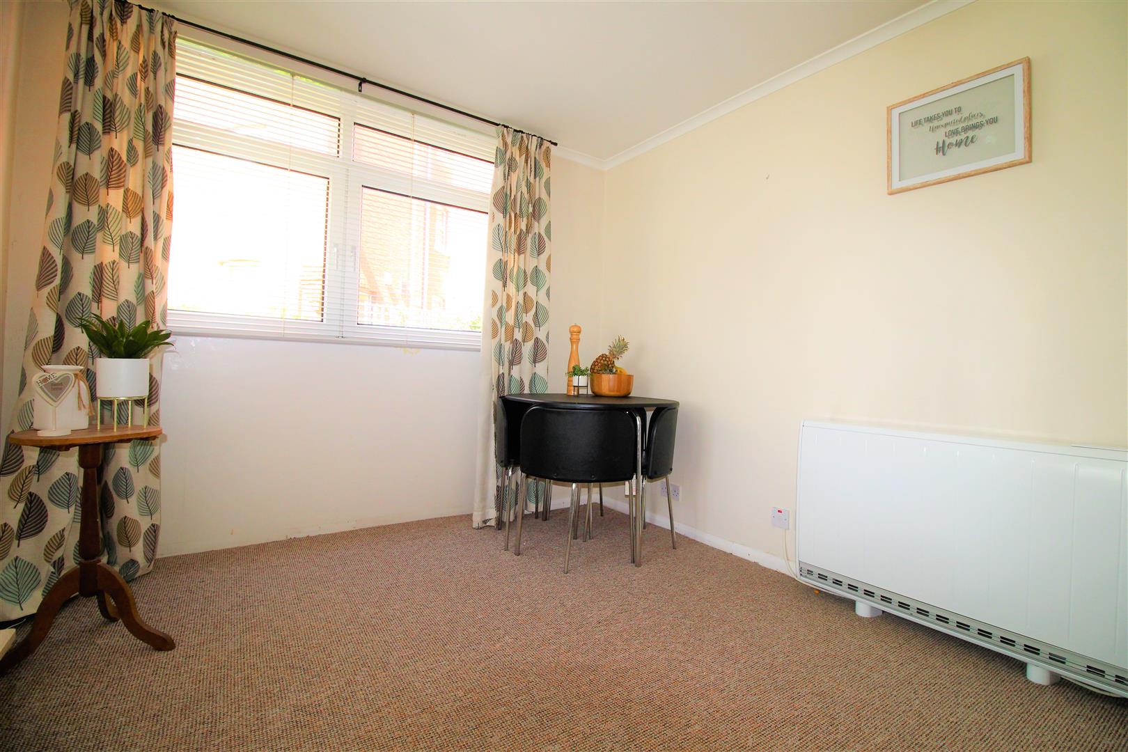 flat for rent merton road