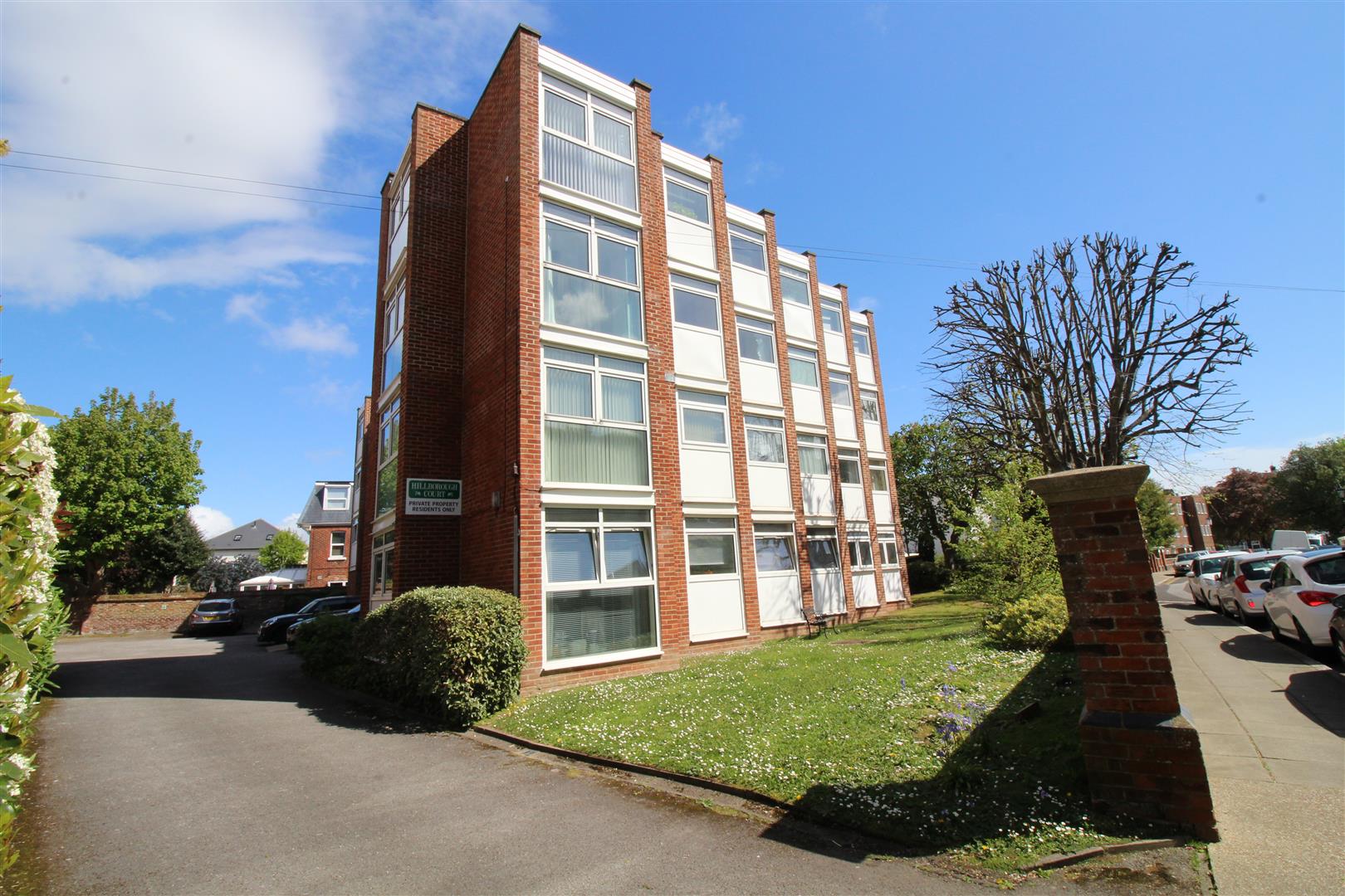 flat for rent merton road