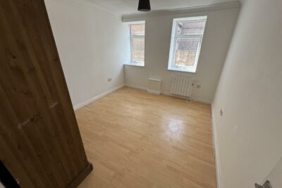 flat for rent bridgend road