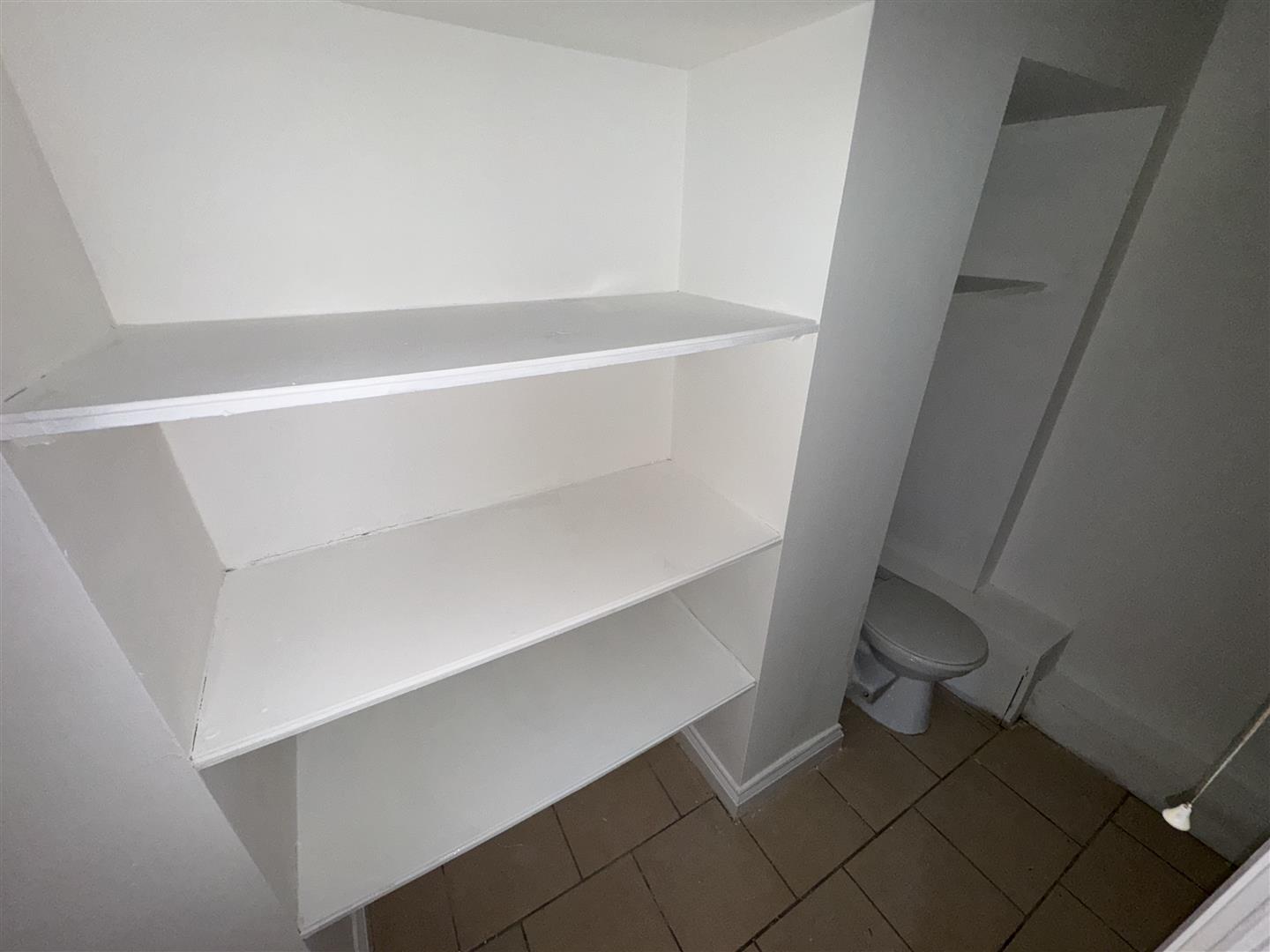 flat for rent bridgend road