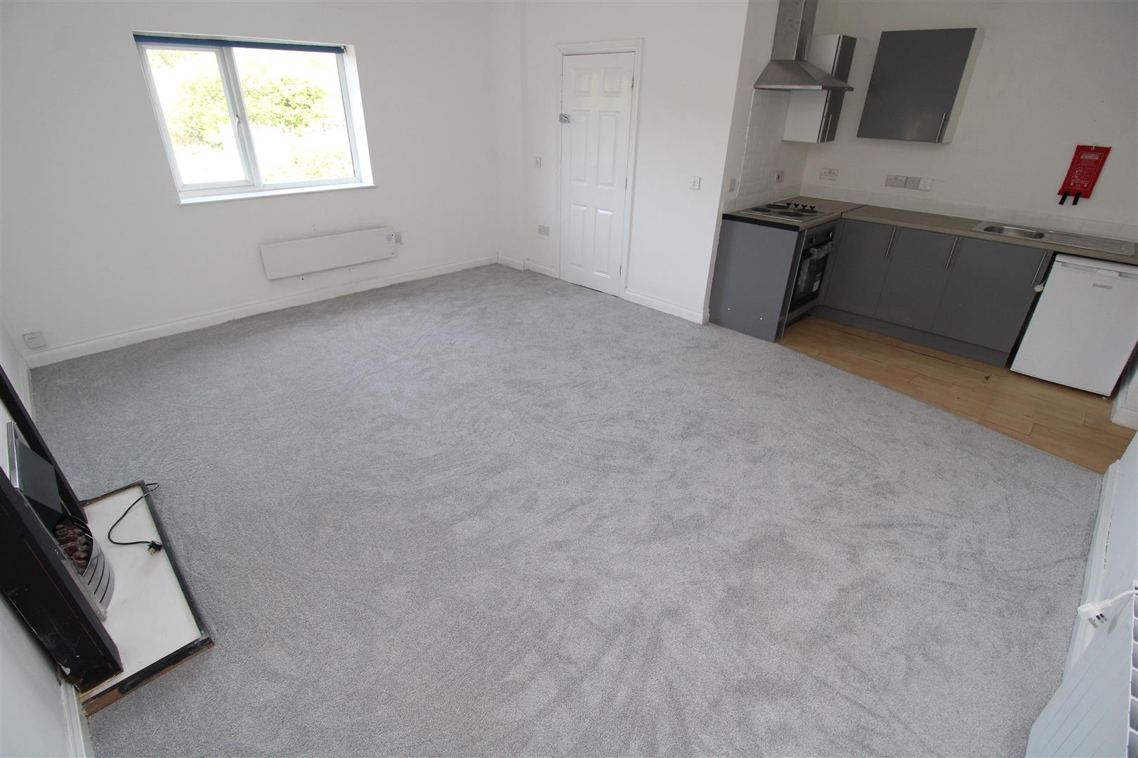 flat for rent bridgend road