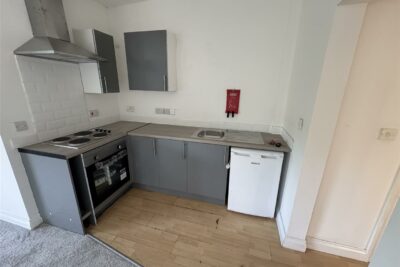 flat for rent bridgend road