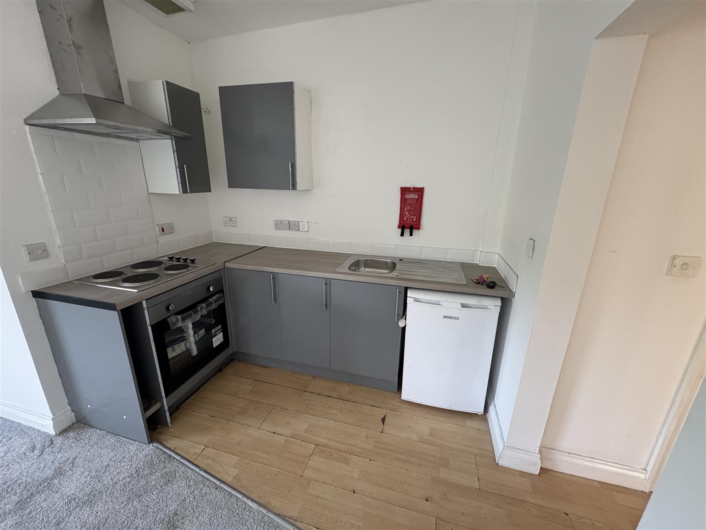 flat for rent bridgend road