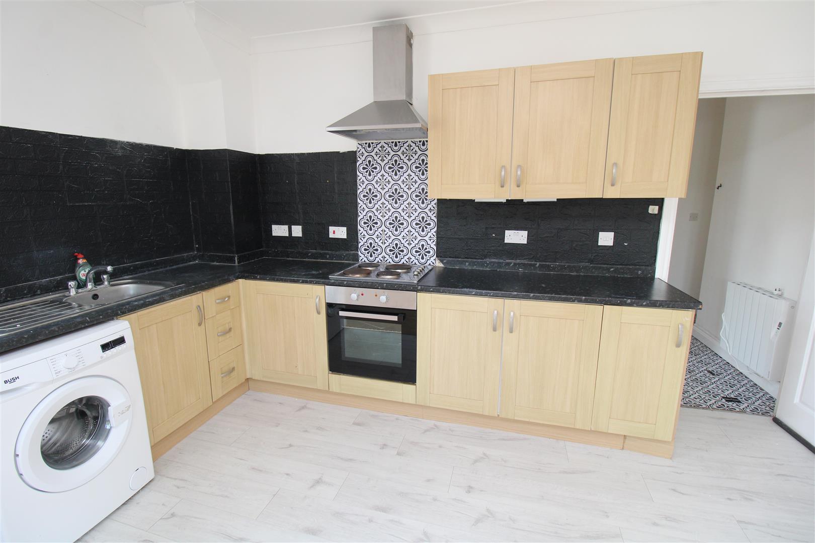 flat for rent bridgend road