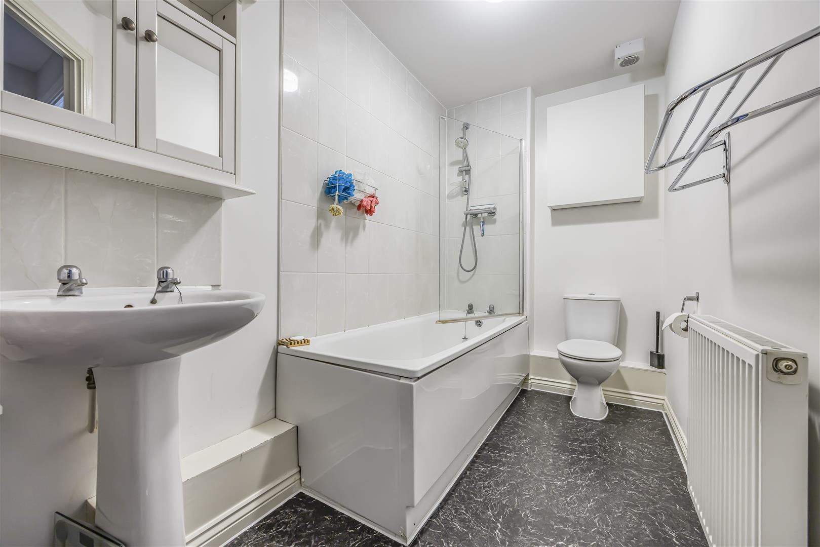flat for sale 2 east shore way