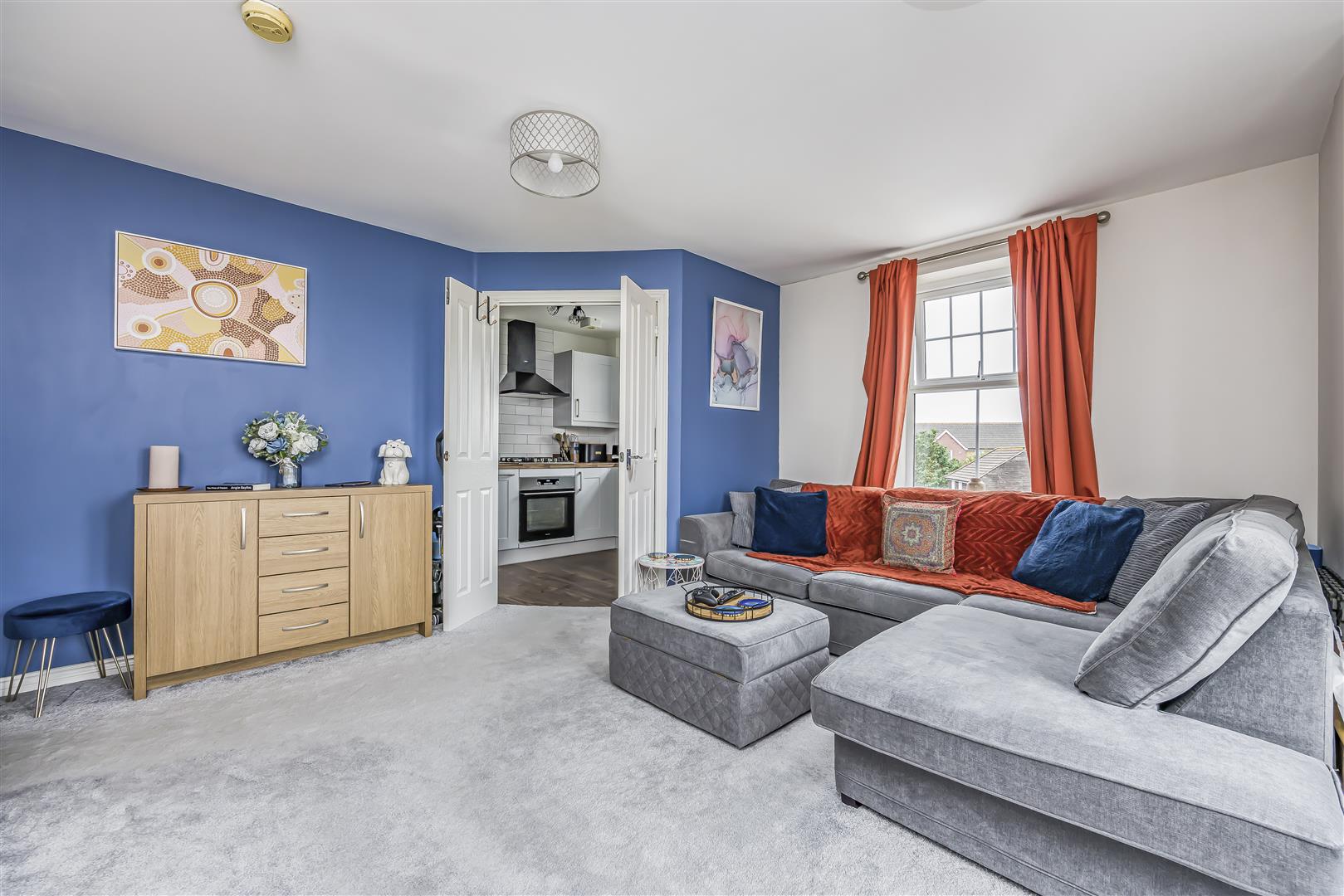 flat for sale 2 east shore way