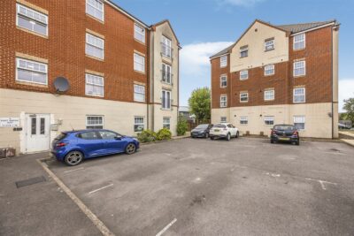 flat for sale 2 east shore way