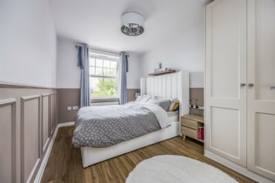 flat for sale 2 east shore way