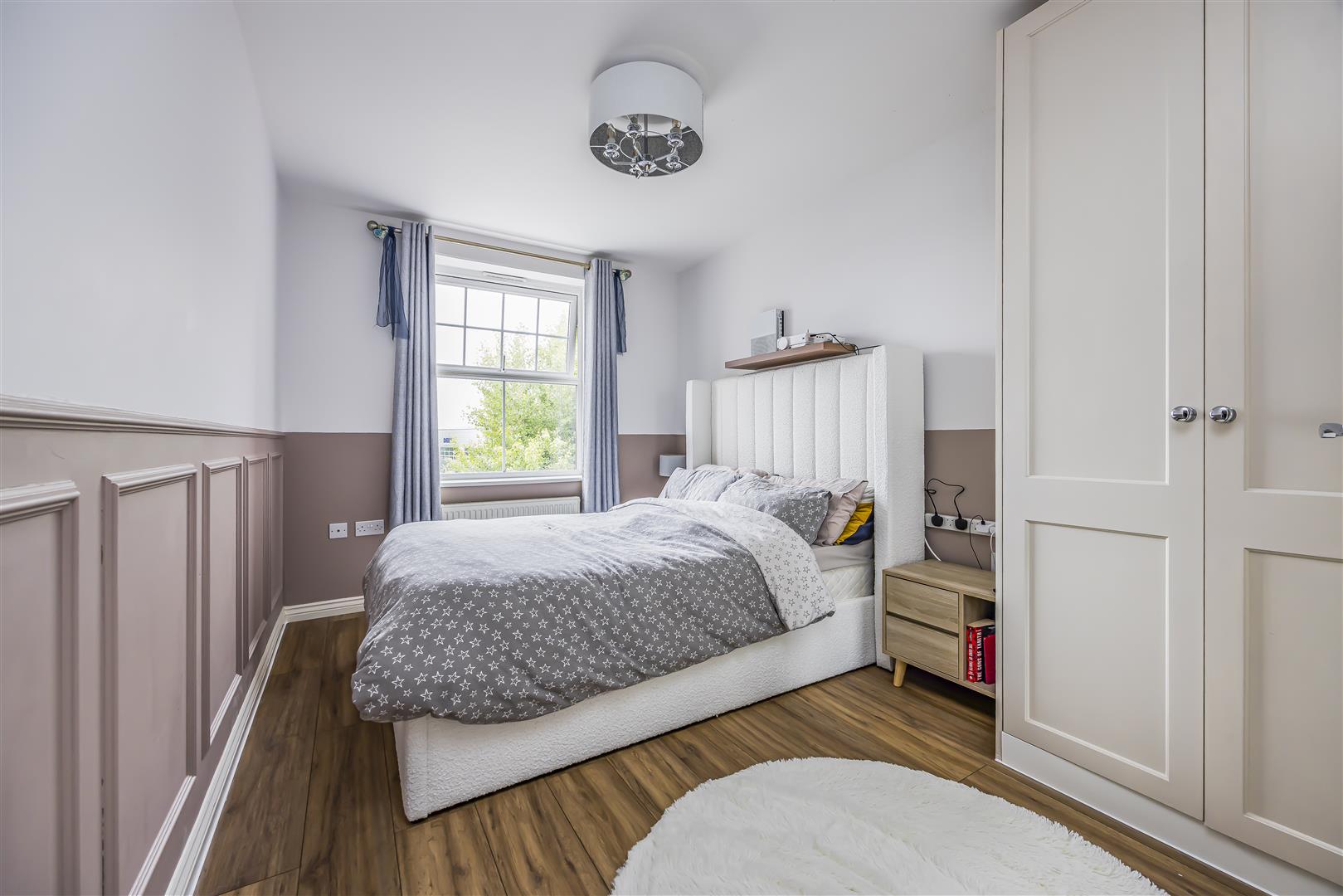 flat for sale 2 east shore way