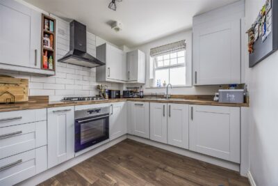 flat for sale 2 east shore way
