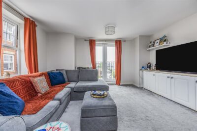 flat for sale 2 east shore way