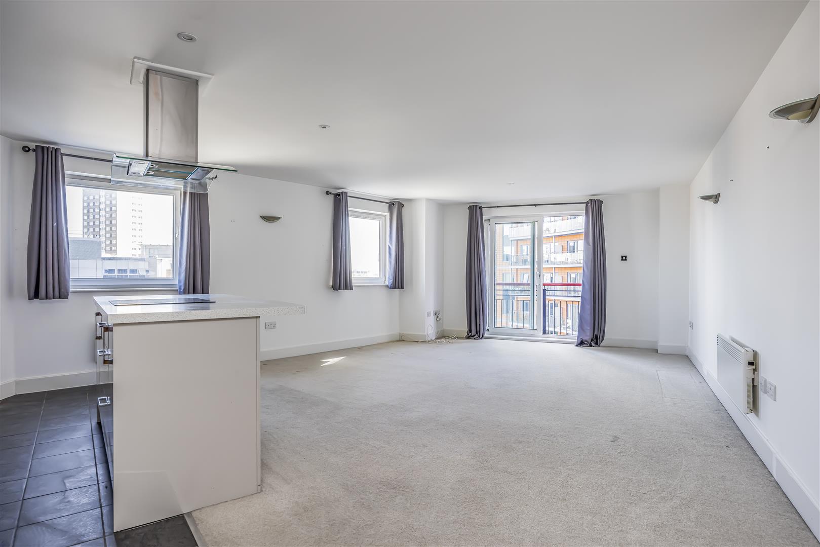 flat for sale the canalside, gunwharf quays