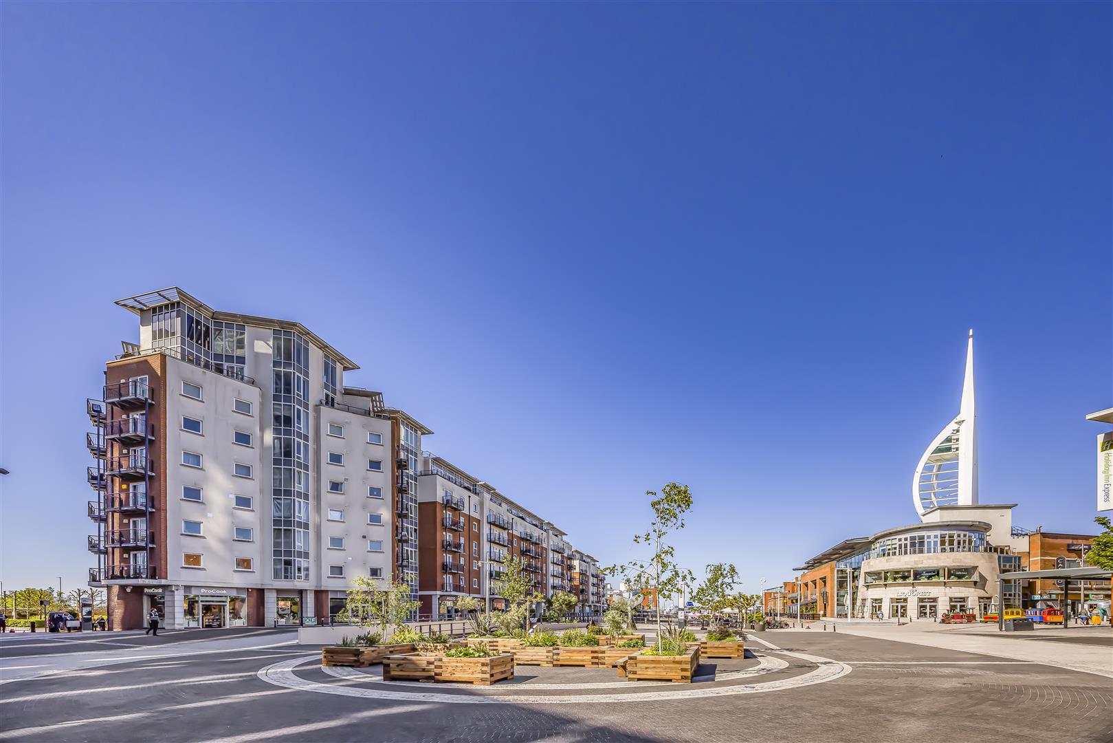 flat for sale the canalside, gunwharf quays