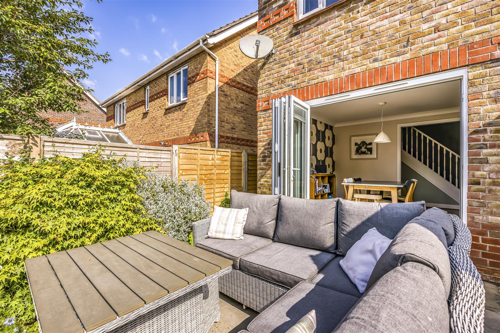 house for sale fraser gardens