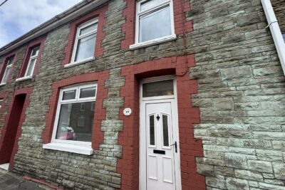 house - terraced for rent hearts of oak cottages