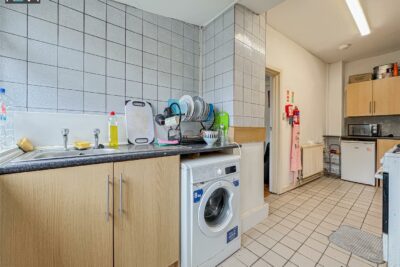 house for rent oakwood street