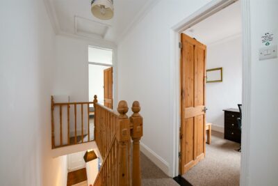 room for rent hunter road