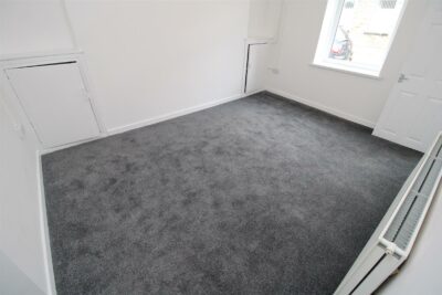 house - terraced for rent edmondes street