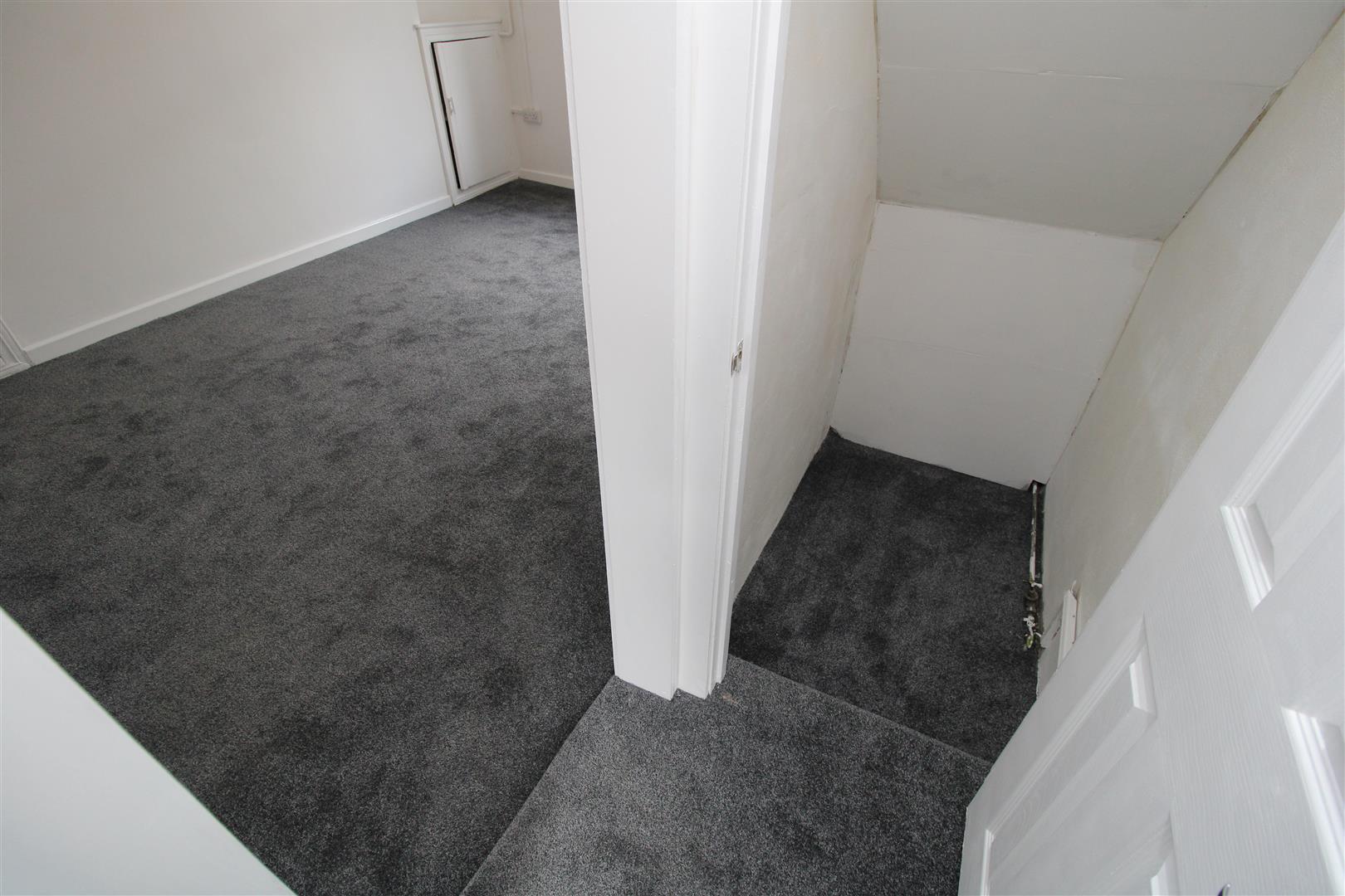 house - terraced for rent edmondes street