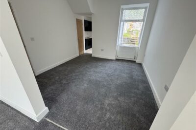 house - semi-detached for rent stepney street