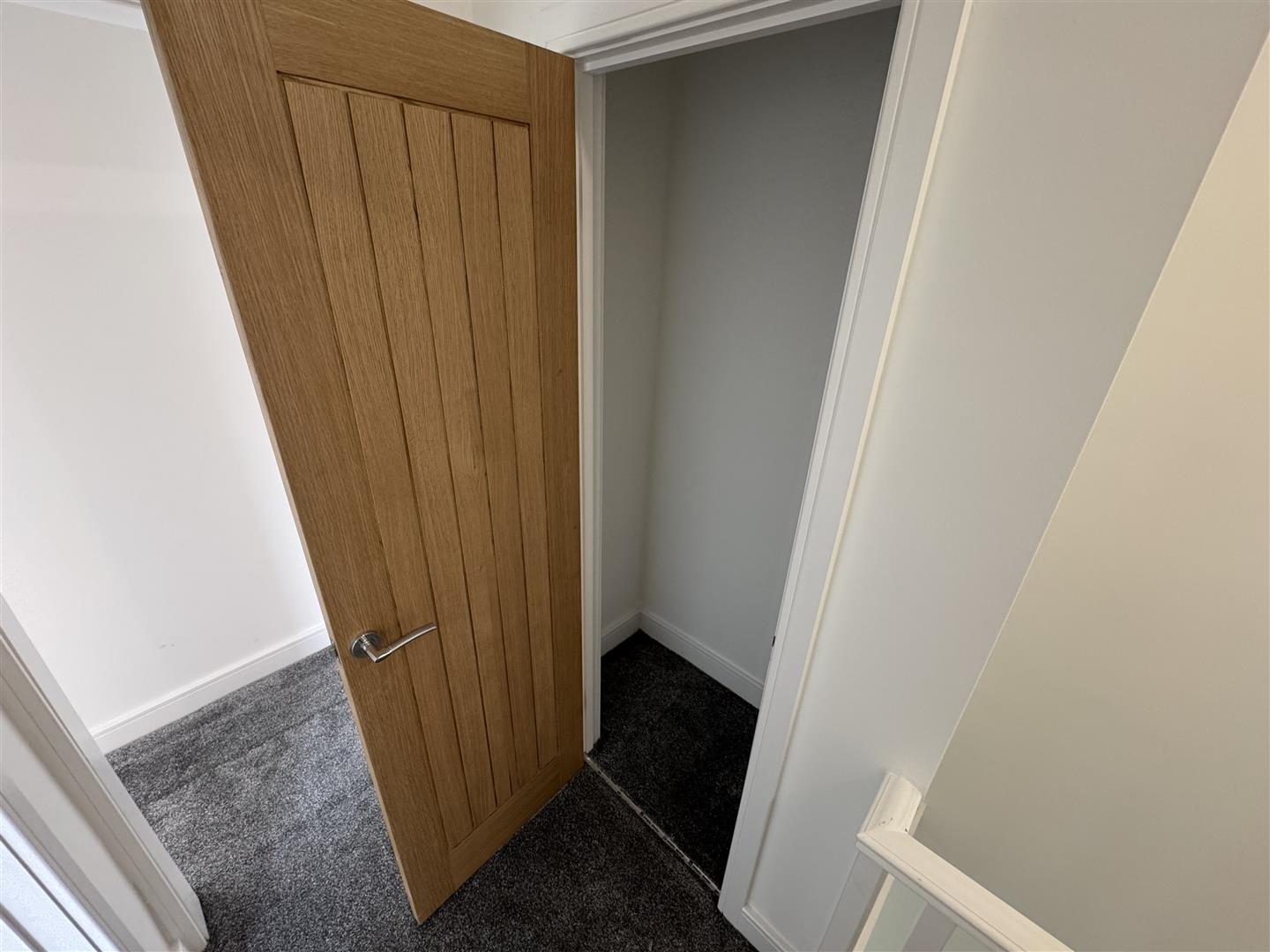 house - semi-detached for rent stepney street