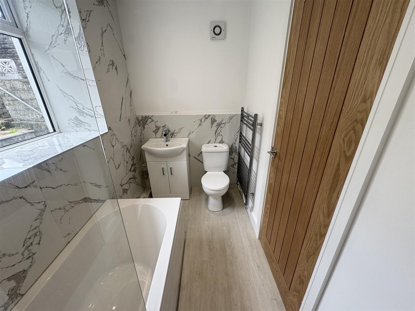 house - semi-detached for rent stepney street