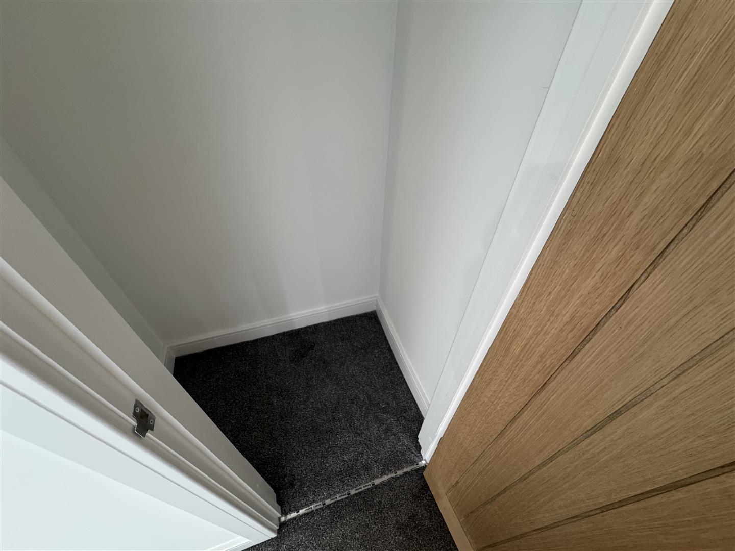 house - semi-detached for rent stepney street