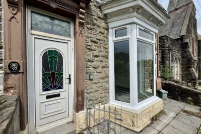 house - semi-detached for rent stepney street