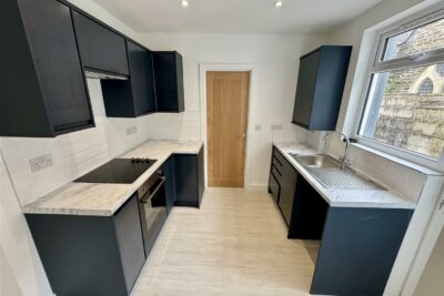house - semi-detached for rent stepney street