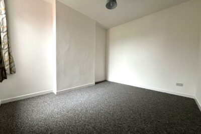 house - terraced for rent manners road