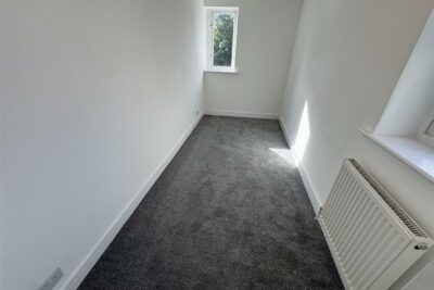 house for rent swansea road