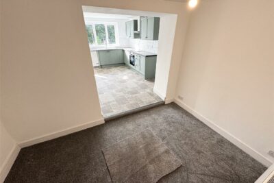 house for rent swansea road