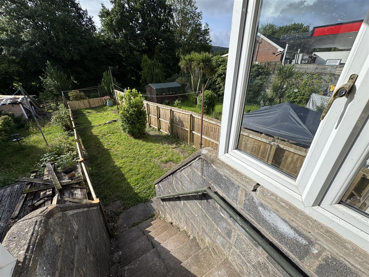 house for rent swansea road