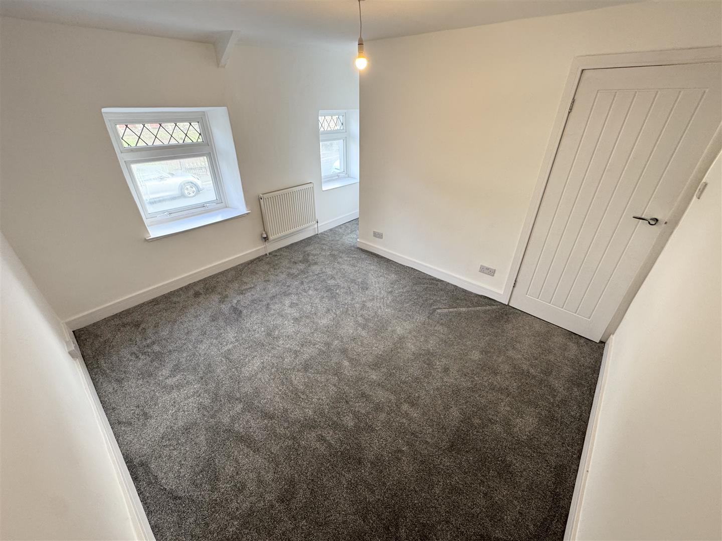 house for rent swansea road
