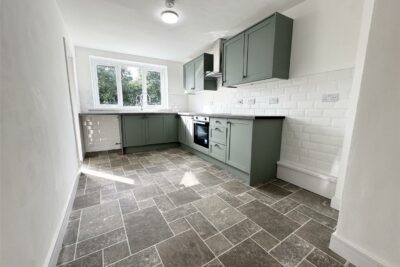 house for rent swansea road