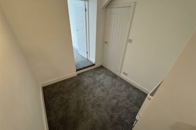 house for rent swansea road
