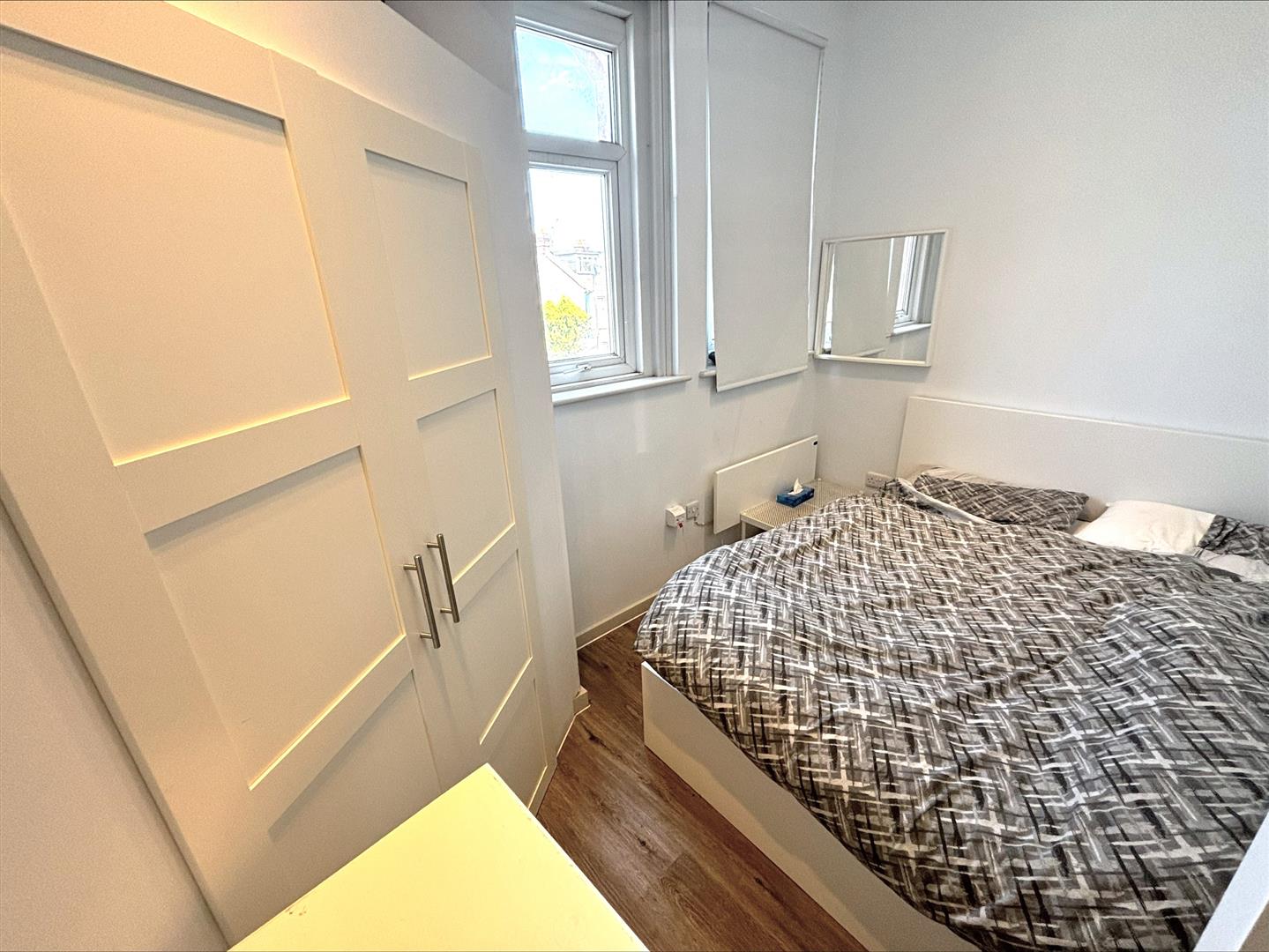 apartment for rent victoria road north