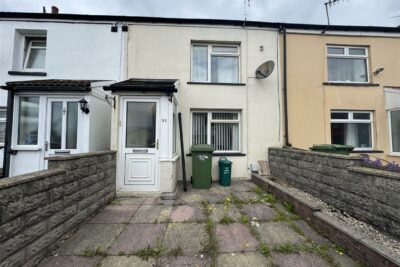 house - terraced for rent old park terrace