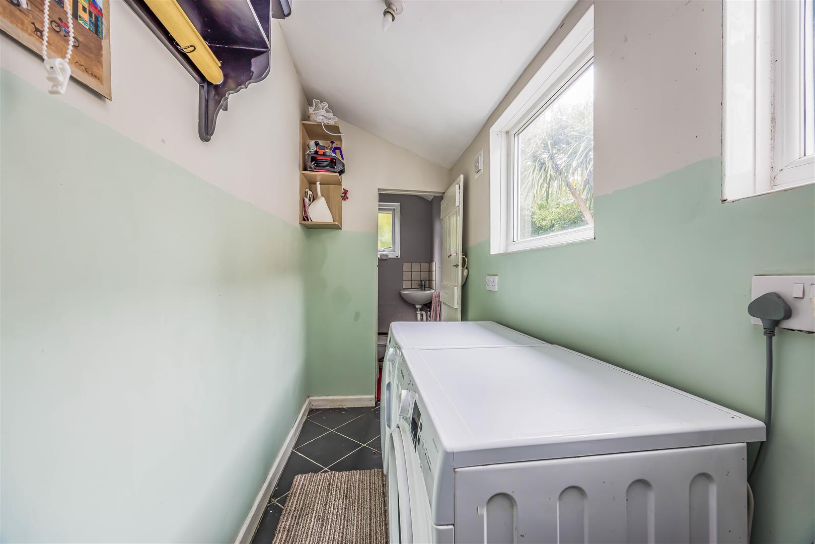 house - end terrace for sale brockhurst road