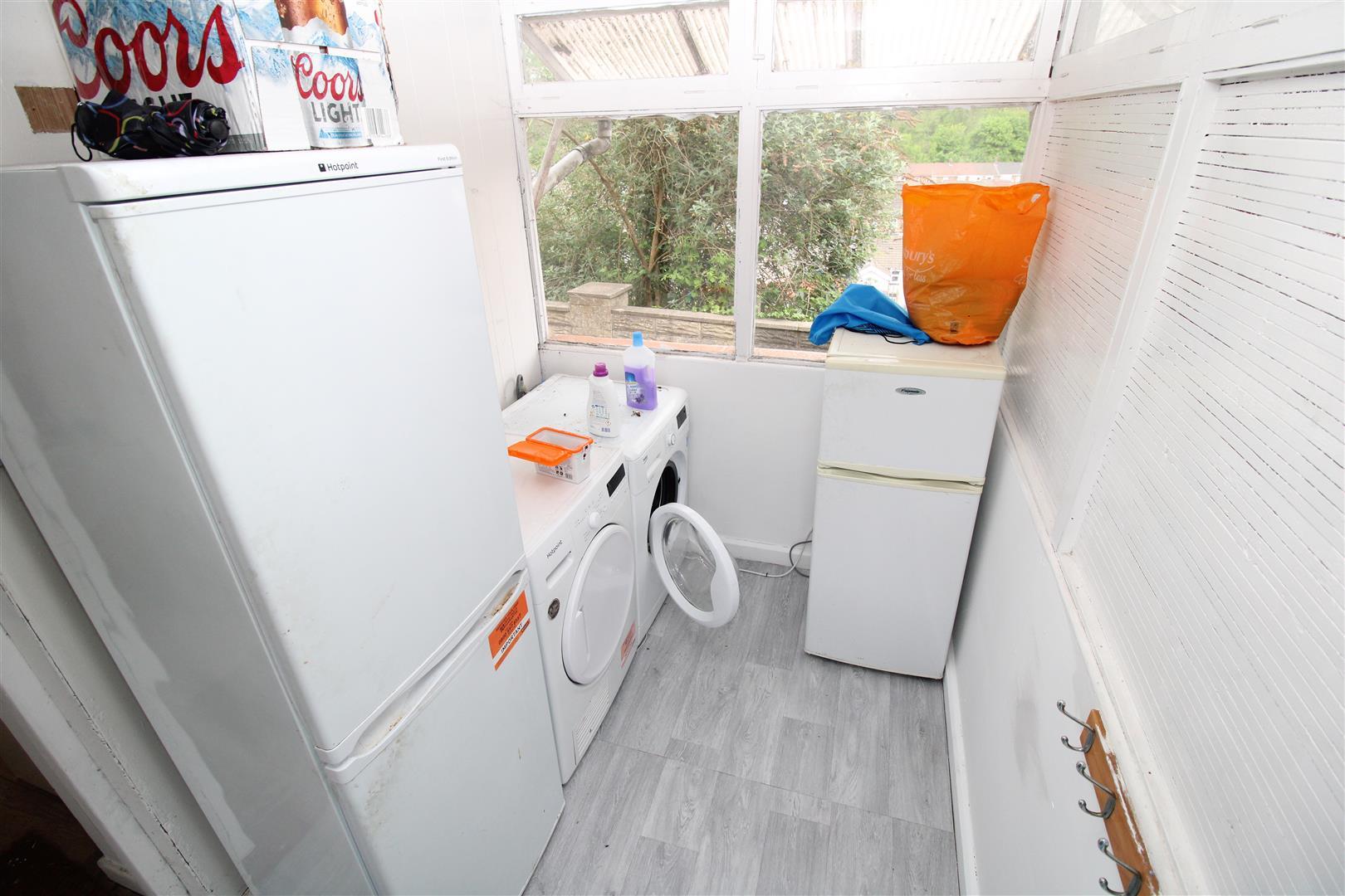 barn conversion for rent wood road