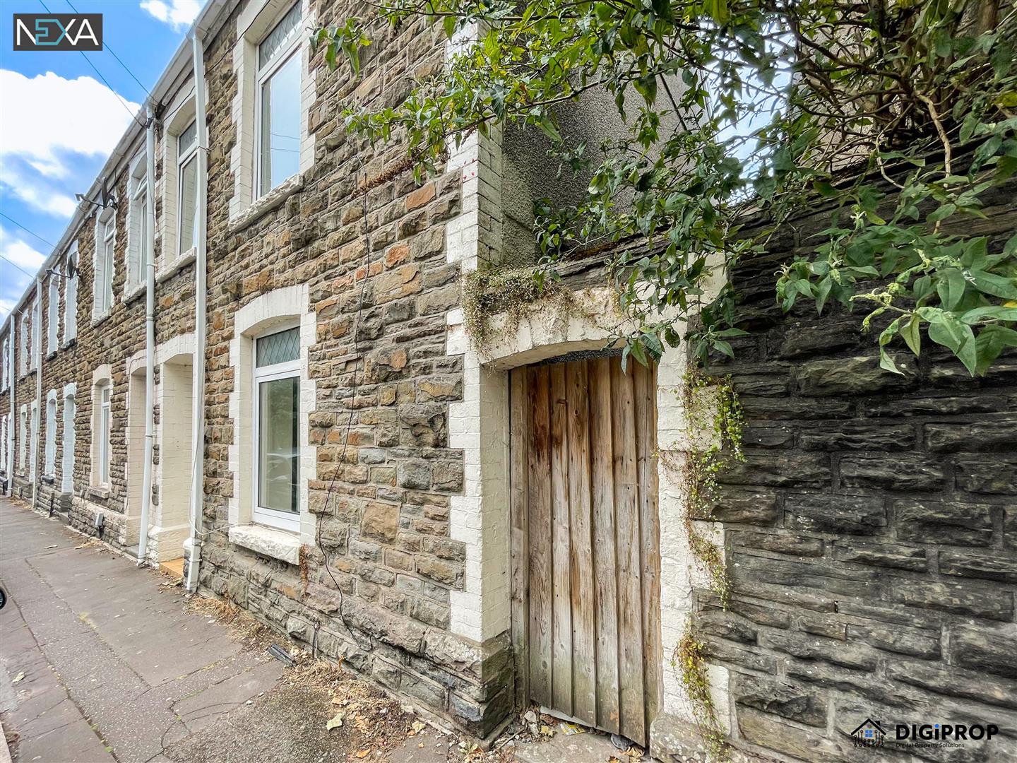 house - end terrace for sale morgans road