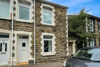 house - end terrace for sale morgans road