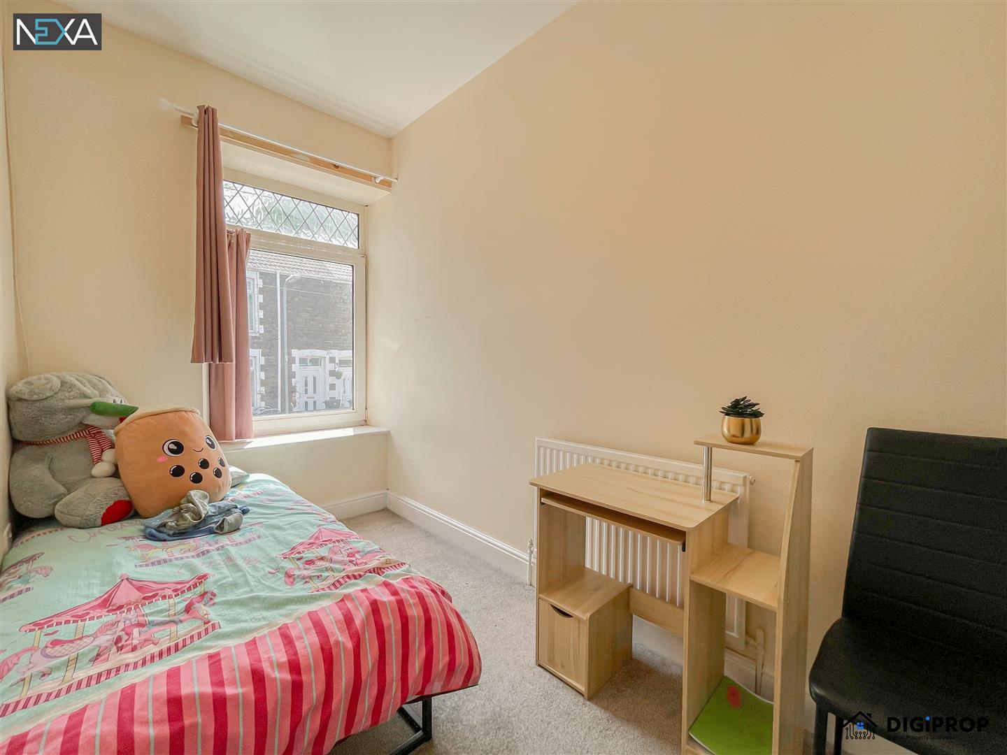 house - end terrace for sale morgans road