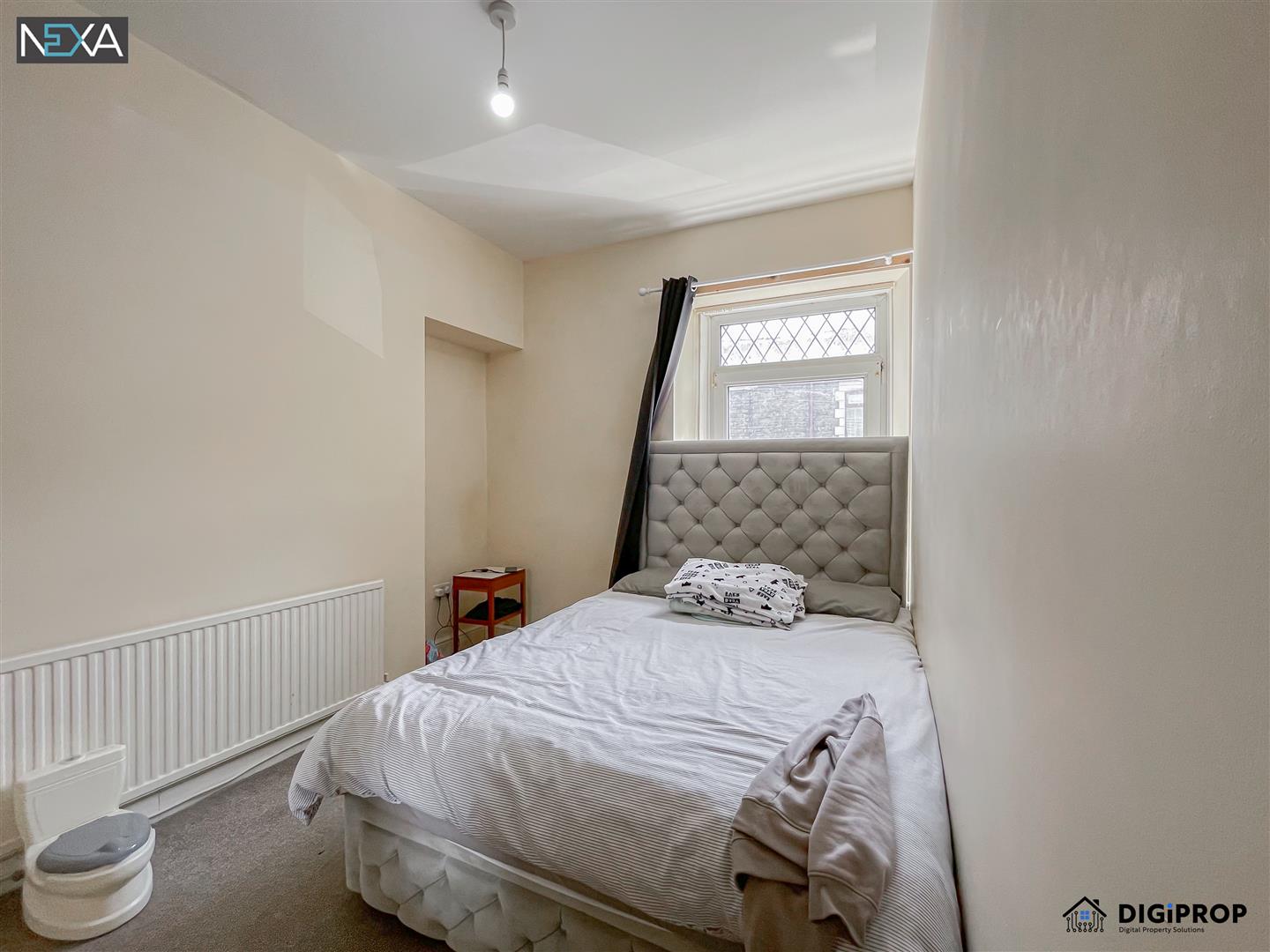 house - end terrace for sale morgans road