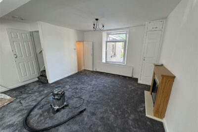 house - terraced for rent llewellyn street